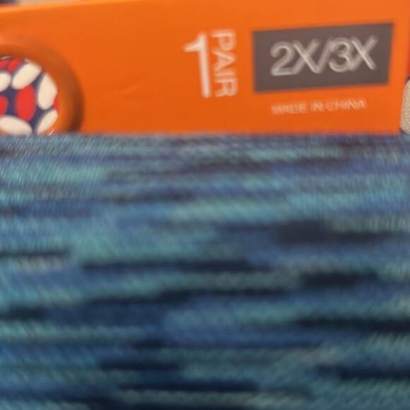 BLISSFUL BENEFITS BY WARNER’S NO MUFFIN TO LEGGING SEAMLESS, CROPPED SZ 2X 3X. - Picture 5 of 6